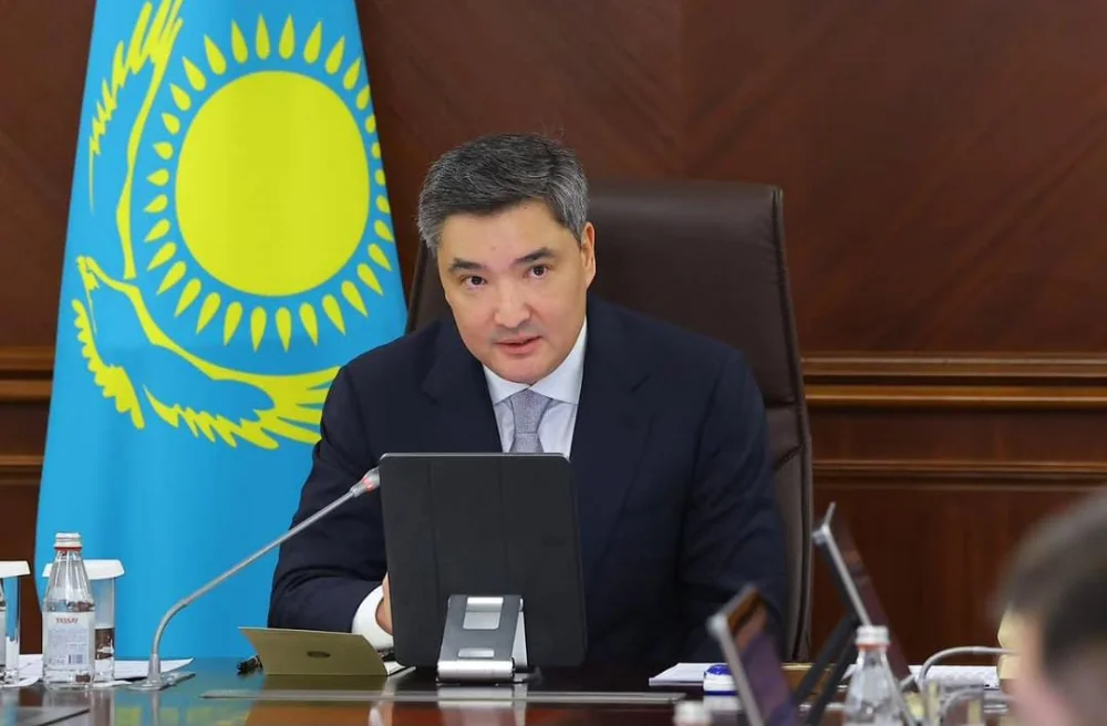 📌 Премьер-министр Казахстана Олжас Бектенов провел заседание Межведомственной комиссии по реализации конституционного принципа «Закон и Порядок».