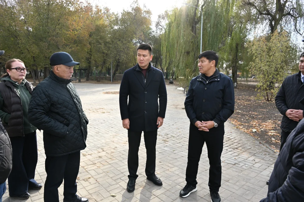 Аким города проверил ход работ на строительных и инфраструктурных объектах — Фото 21