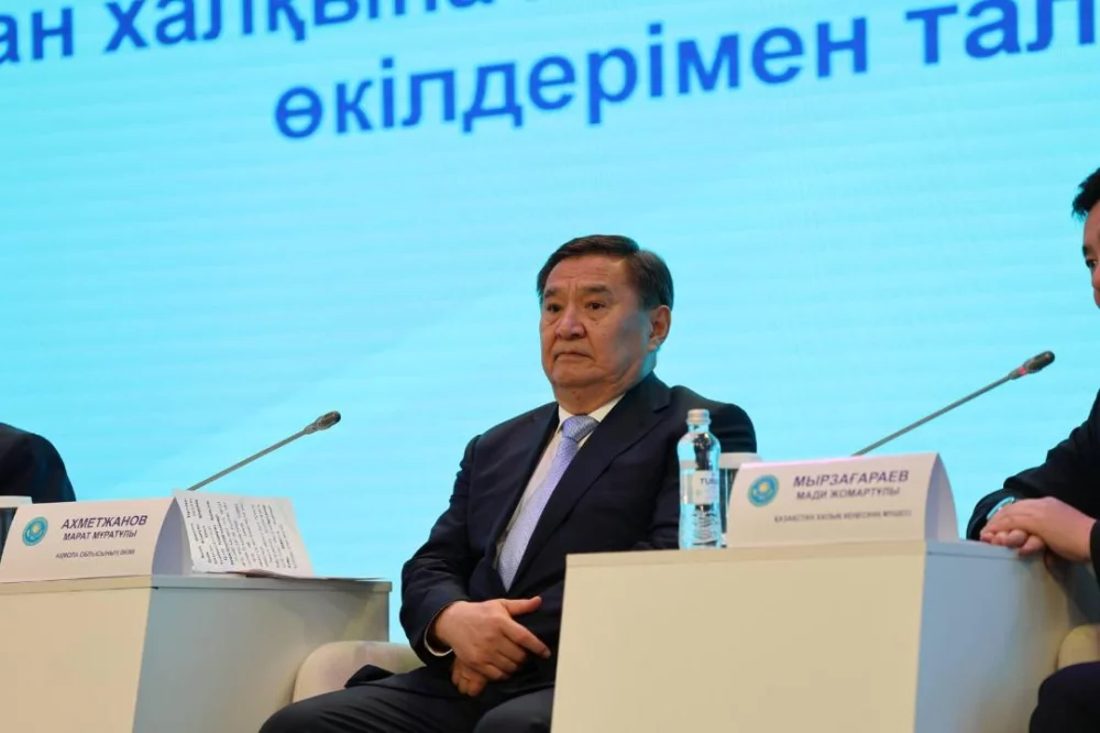 В Акмолинской области обсудили ключевые приоритеты послания Главы государства с председателем Халық Кеңесі — Фото 3