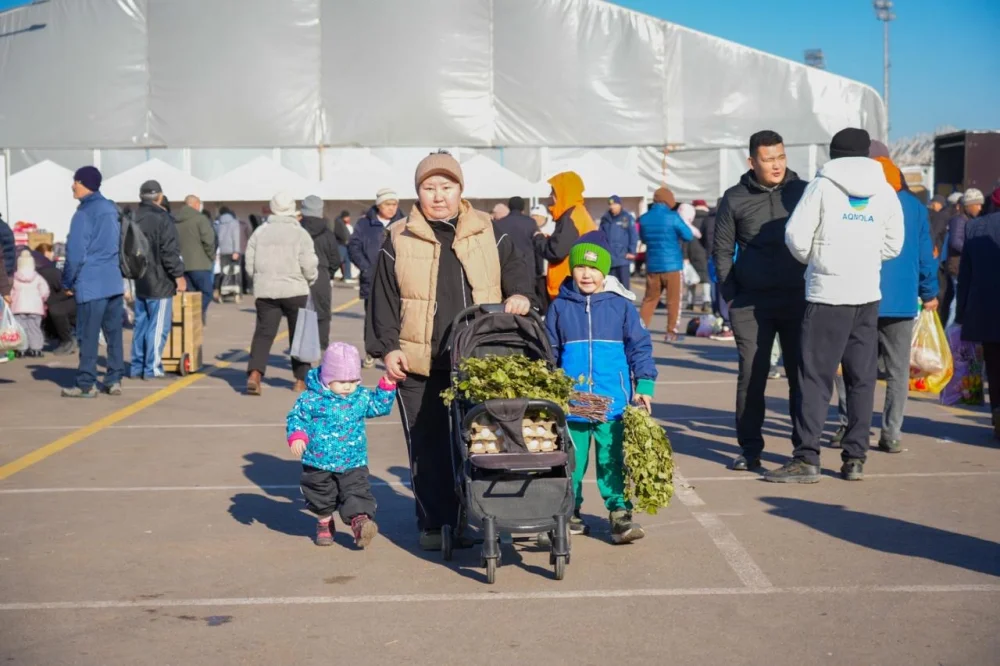 500 тонн продуктов, яркое шоу и угощения: как прошла заключительная сельхозярмарка в Астане — Фото 9