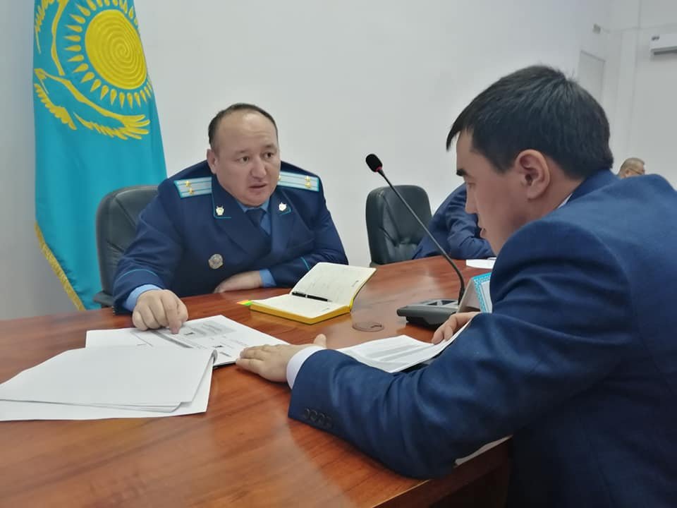 В районном акимате прошел День открытых дверей