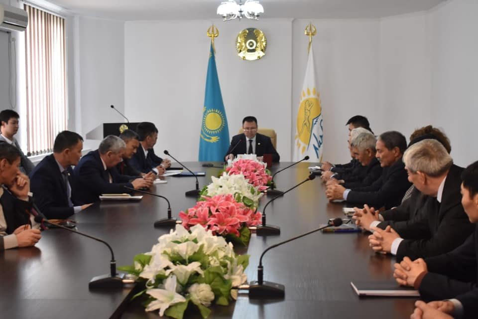 Молодые специалисты вступили в партию