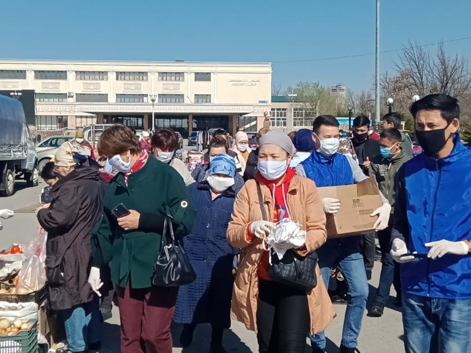 ТУРКЕСТАН: ОКОЛО 20 000 МАСОК РАСПРОСТРАНЕНО В ГОРОДЕ КЕНТАУ