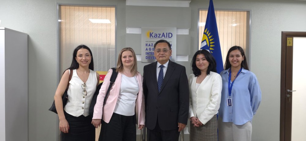 Обсуждение возможностей сотрудничества между KazAID и DevelopmentAid