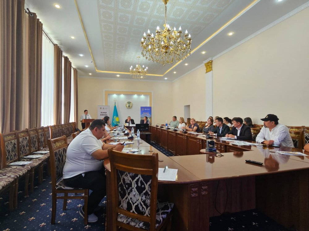 Мобильный фронт-офис посетил район имени Габита Мусрепова