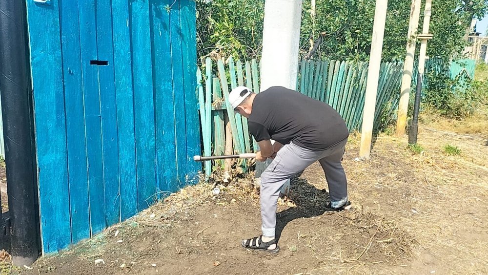 В рамках республиканской экологической программы «Таза Қазақстан» жители села Аманкарагай продолжают активно участвовать в благоустройстве своих домовладений.