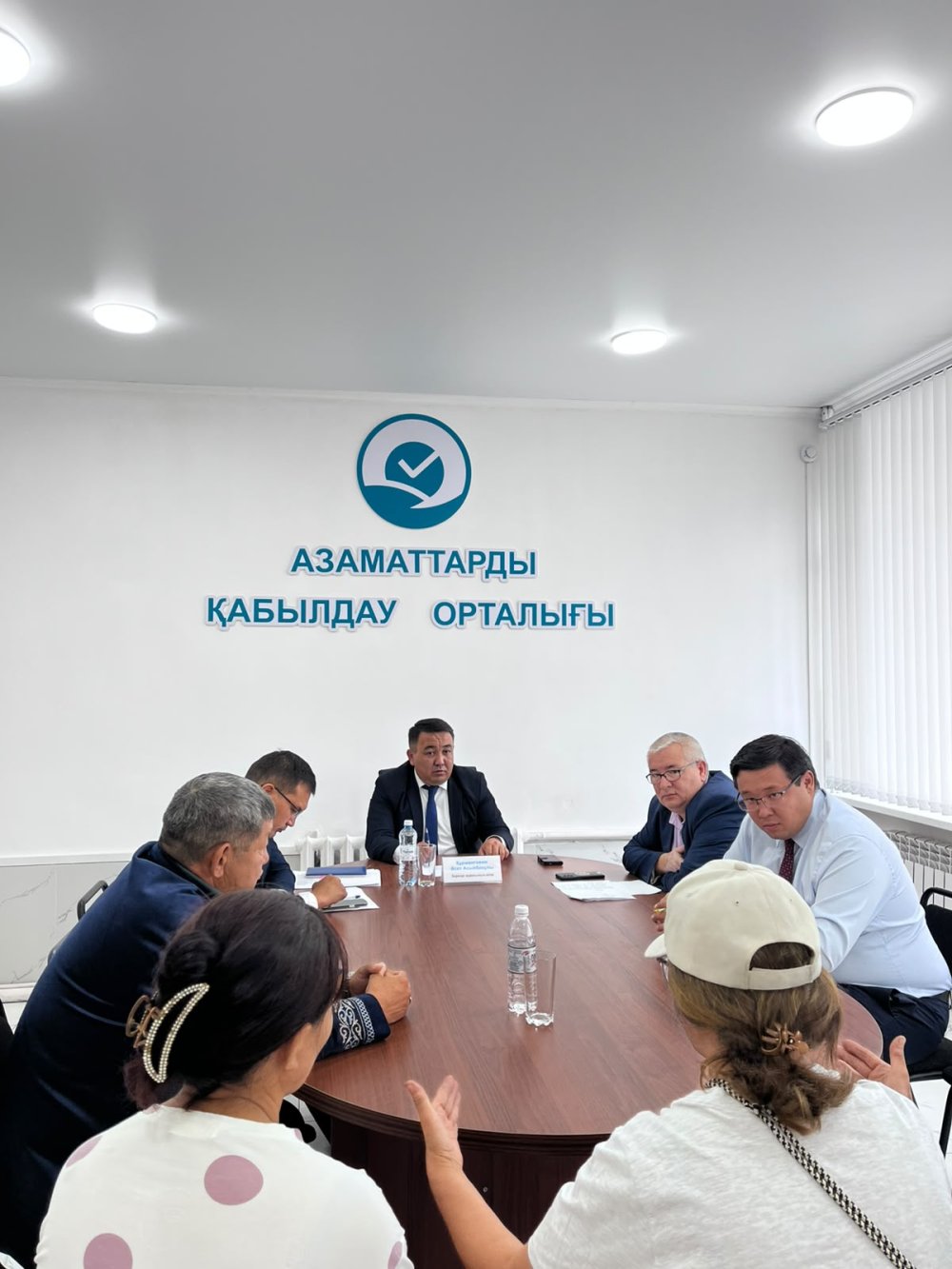 Аким района провел личный прием граждан