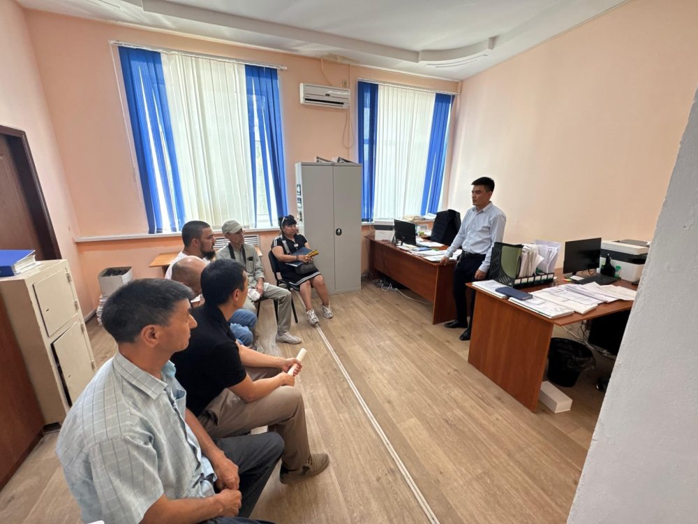 В ТОО «Бизнес план» рассмотрены вопросы безопасности и охраны труда