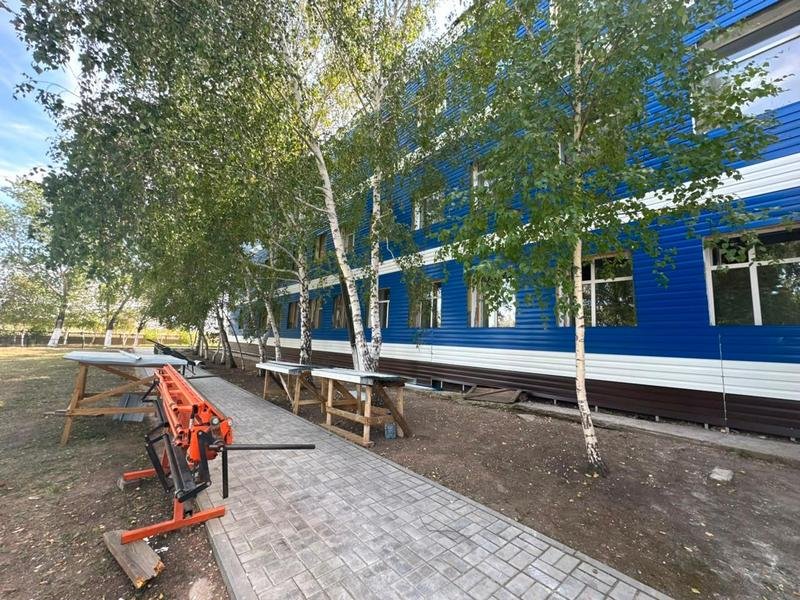 К новому учебному году отремонтируют школу и колледж в селе Есиль Осакаровского района