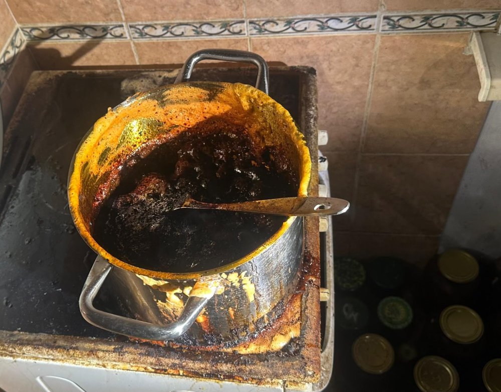 Варенье вместо угощения едва не стало причиной пожара!