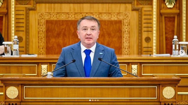 Министр юстиции представил в Мажилисе проект конституционного закона «О Президенте»