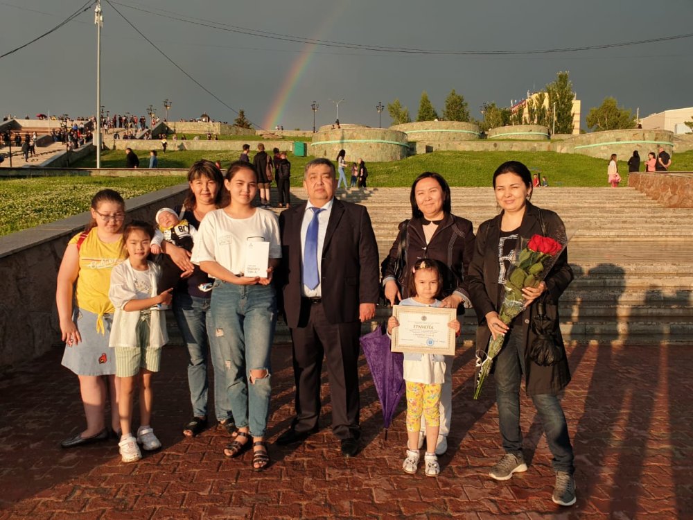 ПОЗДРАВИЛИ С ПРОФЕССИОНАЛЬНЫМ ПРАЗДНИКОМ