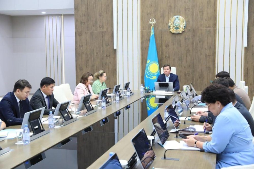 Глава региона Асхат Шахаров провел онлайн-прием