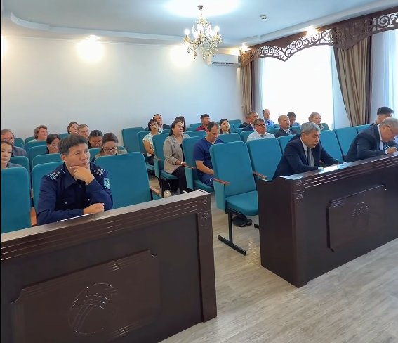 Сегодня состоялось очередное заседание комиссии по профилактике правонарушений под председательством акима района.