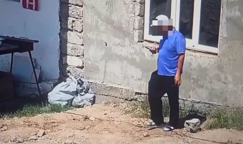 В Шымкенте продолжается республиканская экологическая акция «Таза Қазақстан», направленная на поддержание чистоты, благоустройство городской территории и соблюдение общественного порядка.