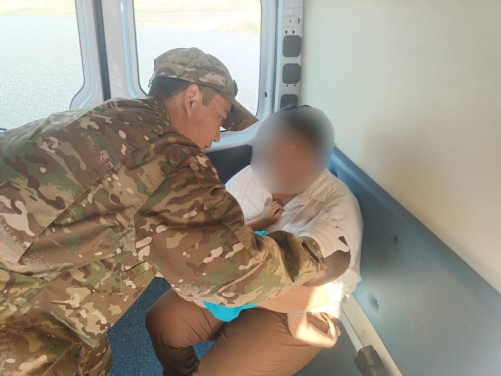 В Павлодарской области ЦМК МЧС оказали помощь пострадавшему в ДТП ребенку