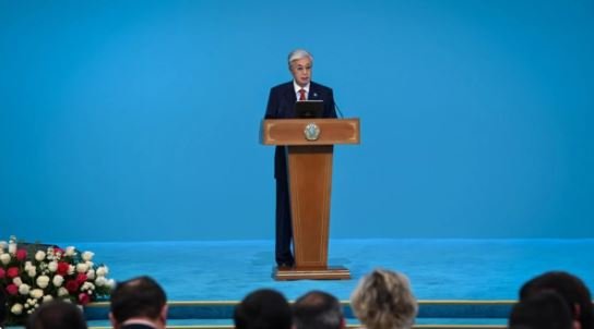 Глава государства поздравил учителей с открытием традиционной августовской конференции