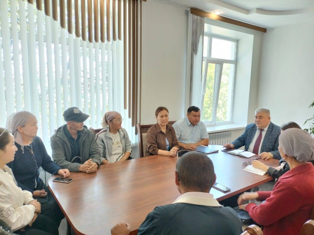 Круглый стол с участием граждан Китайской Народной Республики.