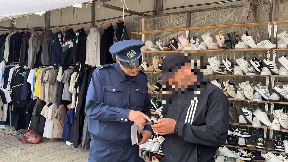Иностранцы без разрешения работали в общепите в Петропавловске