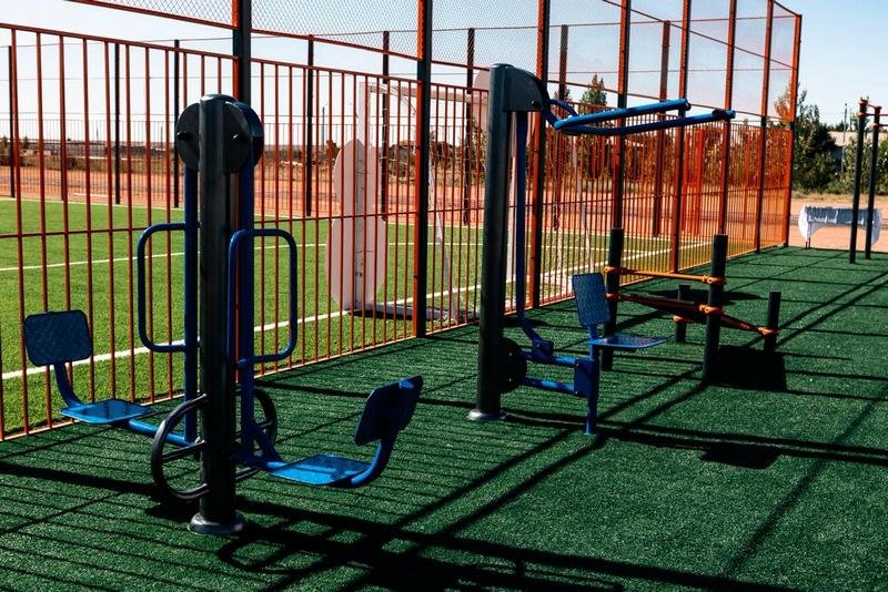 В Балхаше для школьников открыли новую спортивную площадку