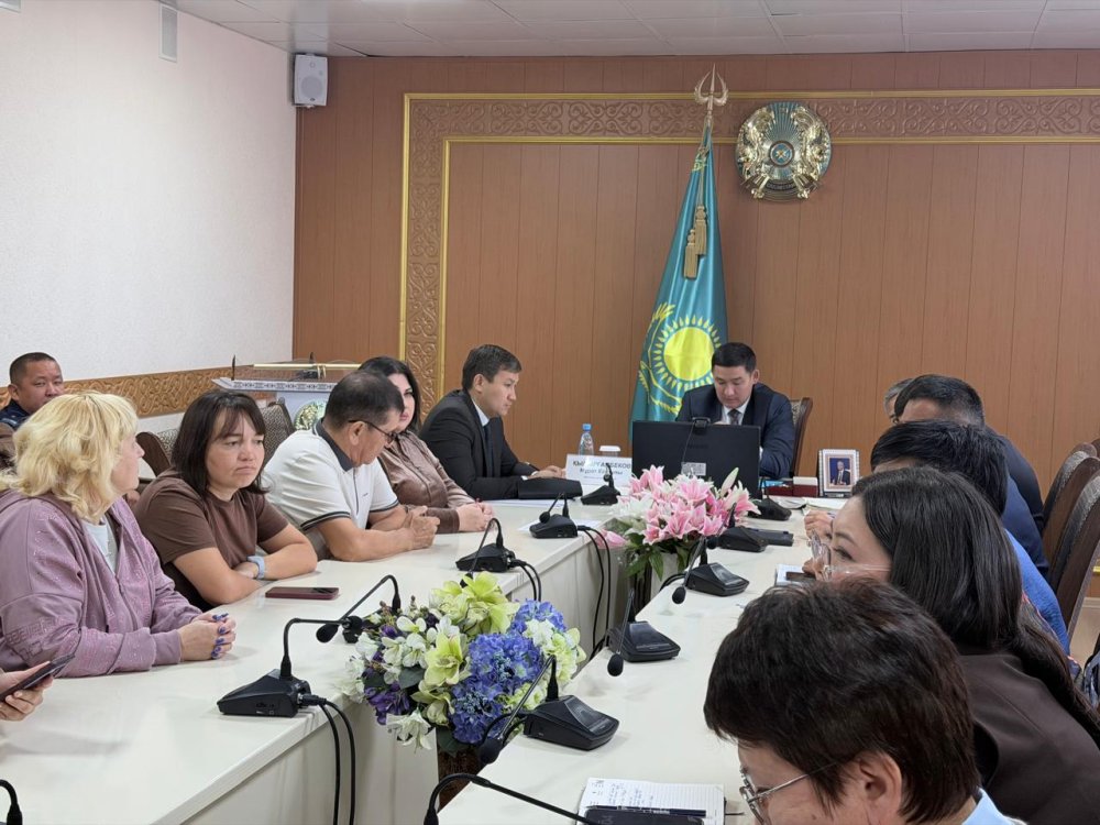 В городе Шахтинске состоялась встреча с лицами с инвалидностью и родителями, воспитывающими детей с особыми потребностями