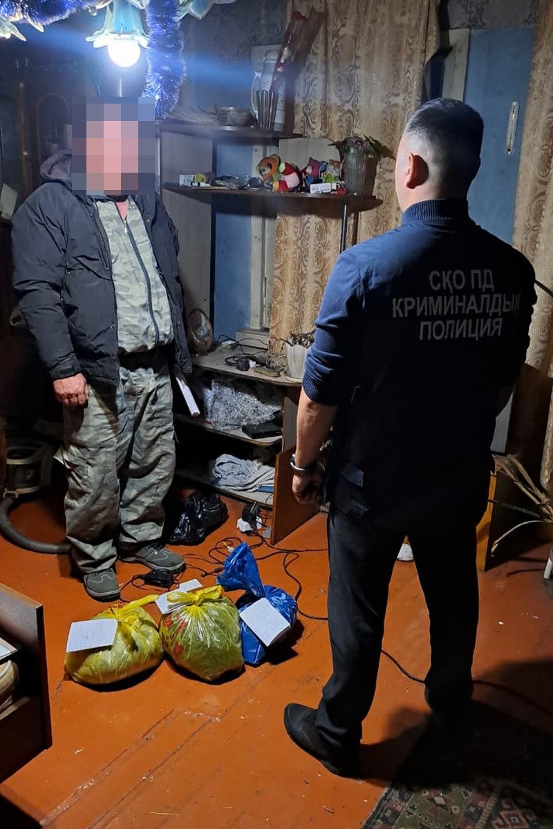 В Аккайынском районе СКО полицейские изъяли почти 2 кг высушенной марихуаны