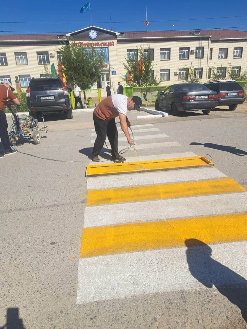 УСИЛЕНА БЕЗОПАСНОСТЬ ДОРОЖНОГО ДВИЖЕНИЯ ВБЛИЗИ ОРГАНИЗАЦИЙ ОБРАЗОВАНИЯ