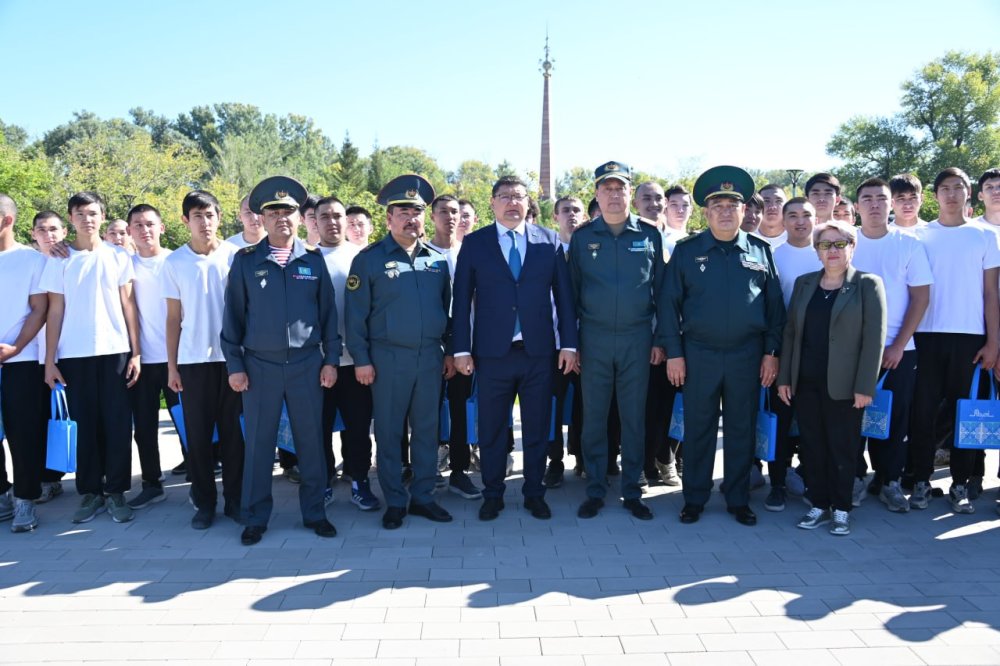 В области Абай дали старт новой армейской традиции «Сарбаз жолы»