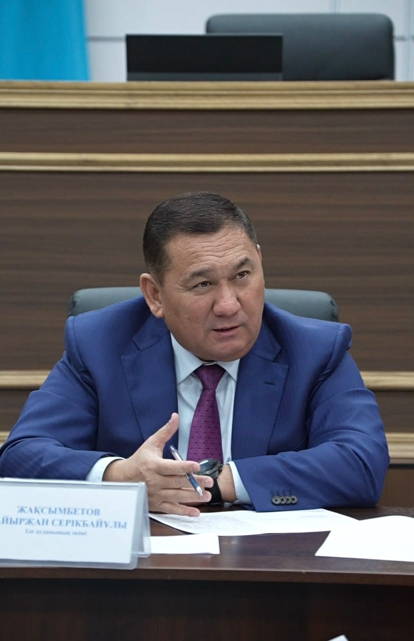 КАЙЫРЖАН ЖАКСЫМБЕТОВ ПРОВЕЛ ЛИЧНЫЙ ПРИЕМ ГРАЖДАН