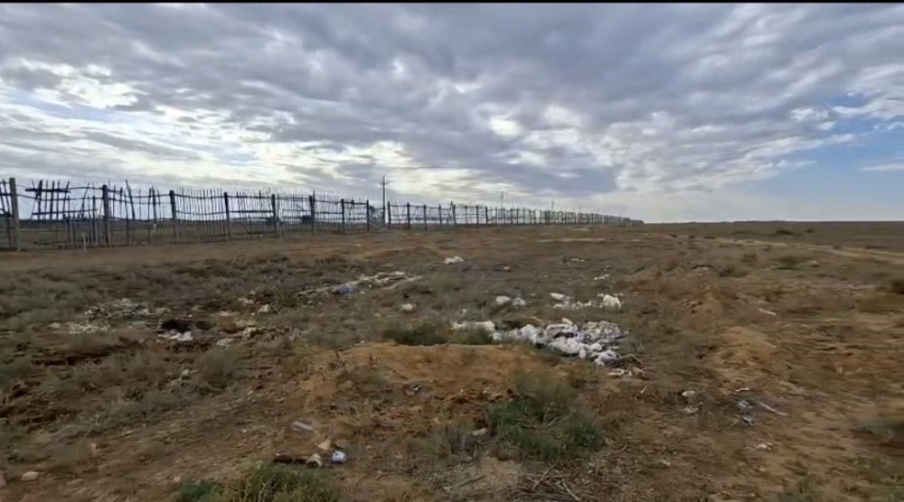 В округе убраны несанкционированные свалки мусора возле улицы Каир, приведена в порядок территория.